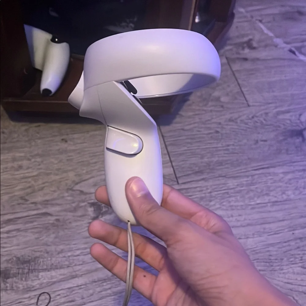 Urge White VR Charging Dock